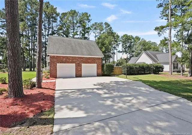 Photo 50 of Single family home for sale at 5400 Labrador Dr, Hope Mills, NC 28348 | MLS# 765939 | Listing updated on 2026-09-14