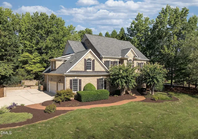 Photo 1 of Single family home for sale at 101 Glade Park Rd, Cary, NC 27518 | MLS# 10189514 | Listing updated on 2026-08-31