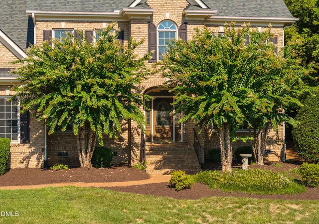 Photo 4 of Single family home for sale at 101 Glade Park Rd, Cary, NC 27518 | MLS# 10189514 | Listing updated on 2026-08-31