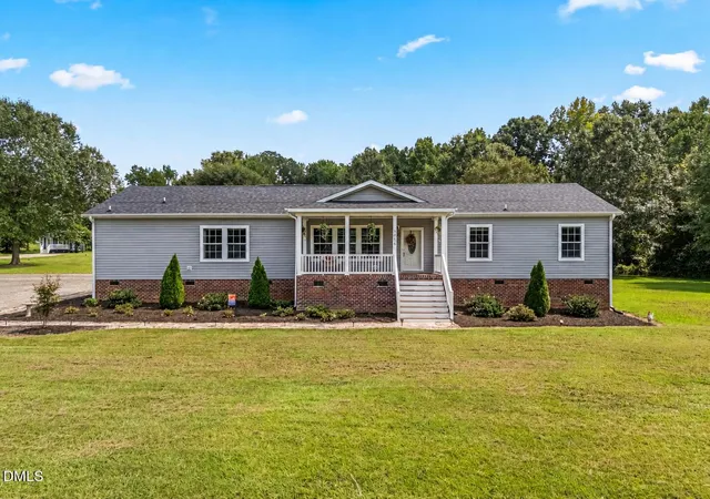 Photo 1 of Single family home for sale at 1058 Government Rd, Clayton, NC 27520 | MLS# 10189410 | Listing updated on 2026-09-13