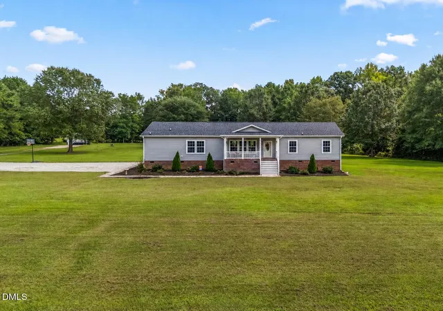 Photo 2 of Single family home for sale at 1058 Government Rd, Clayton, NC 27520 | MLS# 10189410 | Listing updated on 2026-09-13