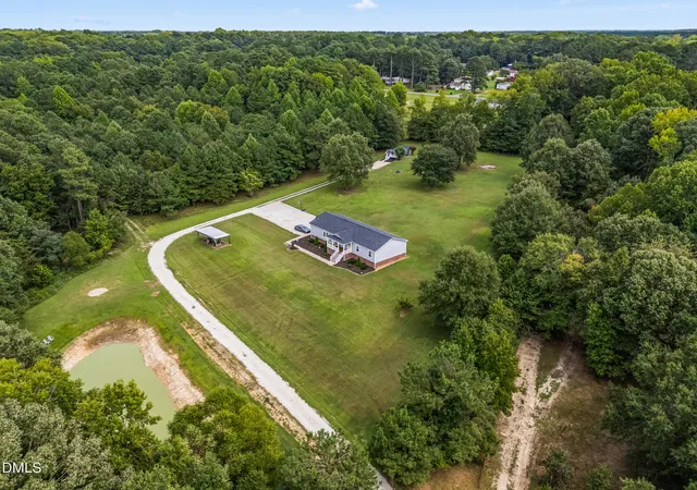 Photo 3 of Single family home for sale at 1058 Government Rd, Clayton, NC 27520 | MLS# 10189410 | Listing updated on 2026-09-13