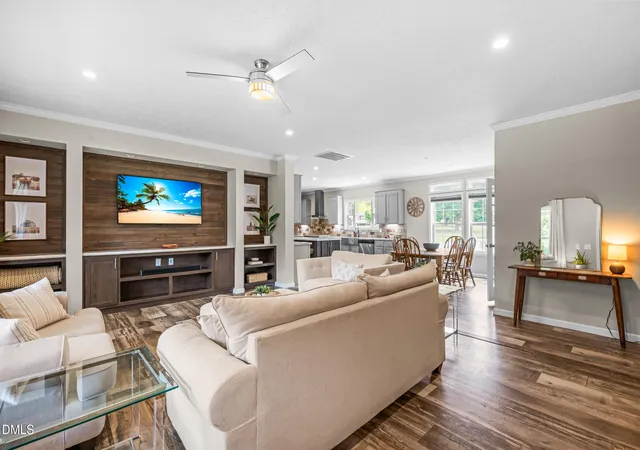 Photo 4 of Single family home for sale at 1058 Government Rd, Clayton, NC 27520 | MLS# 10189410 | Listing updated on 2026-09-13