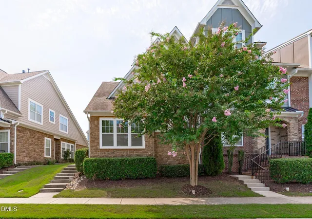 Photo 2 of Townhouse for sale at 4031 Overcup Oak Ln, Cary, NC 27519 | MLS# 10189310 | Listing updated on 2026-09-01