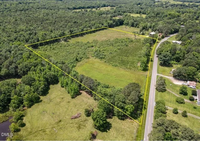 Photo 3 of Sale Pending at 3375 Bonlee Bennett Rd, Siler City, NC 27344 | MLS# 10189330 | Listing updated on 2026-09-08