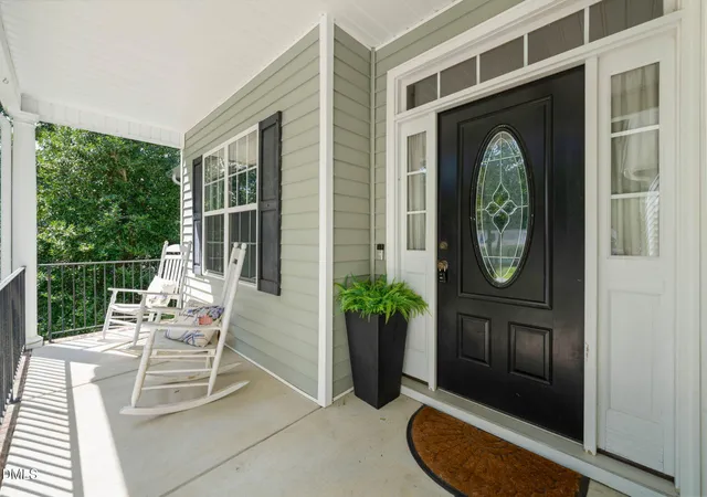 Photo 3 of Single family home for sale at 120 Green Wy, Four Oaks, NC 27524 | MLS# 10189311 | Listing updated on 2026-09-04