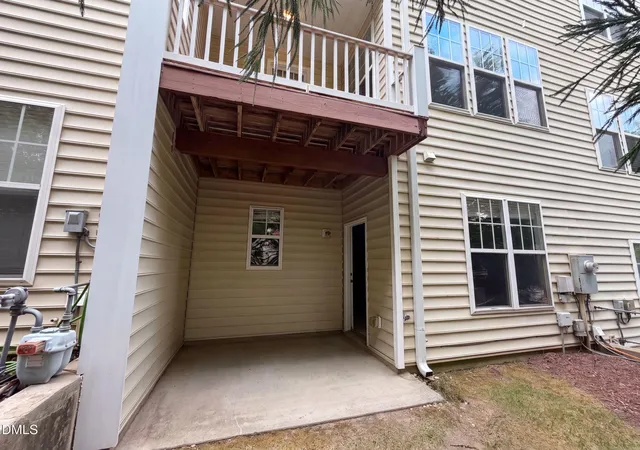 Photo 4 of Townhouse for sale at 5108 Lady Of The Lake Dr, Raleigh, NC 27612 | MLS# 10189357 | Listing updated on 2026-09-24