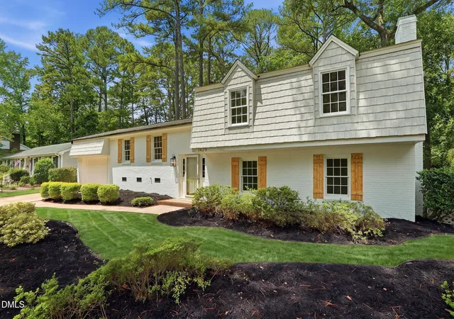 Photo 1 of Sale Pending at 1429 Falls Church Rd, Raleigh, NC 27609 | MLS# 10189560 | Listing updated on 2026-09-15