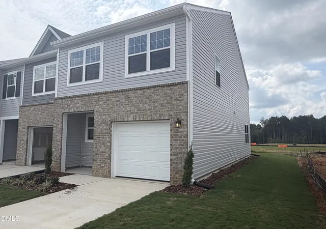 Photo 2 of Sale Pending at 114 S Meyers Ct, Clayton, NC 27520 | MLS# 10189387 | Listing updated on 2026-09-20