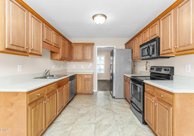 Photo 3 of Townhouse for sale at 103 Gatwick Ct, Clayton, NC 27520 | MLS# 10189421 | Listing updated on 2026-09-17