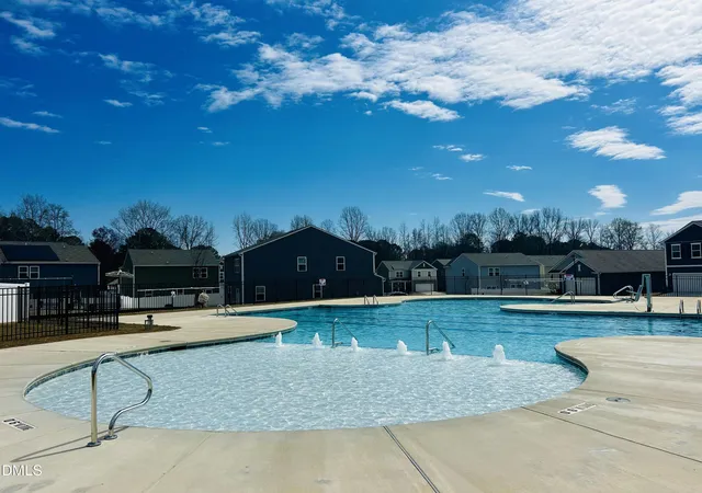 Photo 4 of Sale Pending at 120 S Meyers Ct, Clayton, NC 27520 | MLS# 10189420 | Listing updated on 2026-09-20