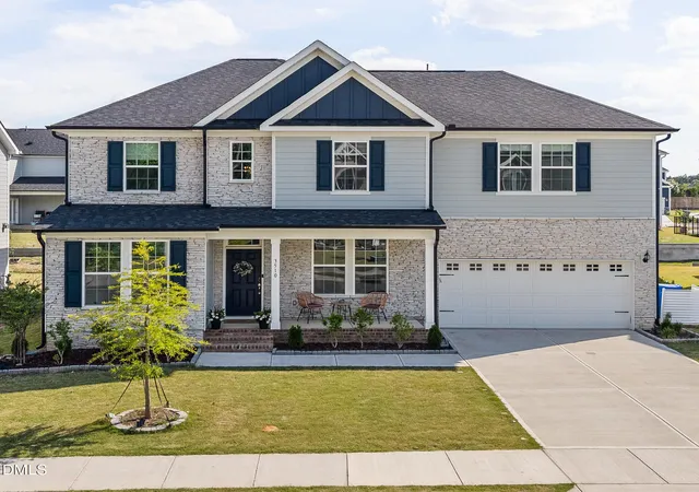 Photo 1 of Single family home for sale at 3510 Arran Lake Dr, Fuquay Varina, NC 27526 | MLS# 10189497 | Listing updated on 2026-09-15