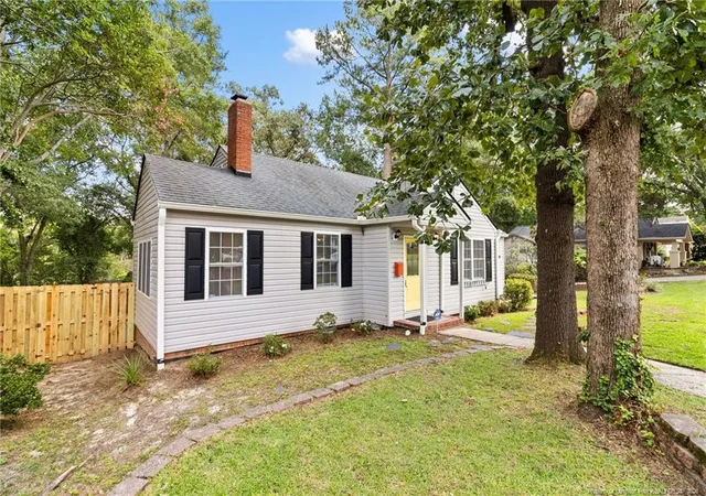 Photo 3 of Single family home for sale at 500 Pearl St, Fayetteville, NC 28303 | MLS# 768283 | Listing updated on 2026-09-06
