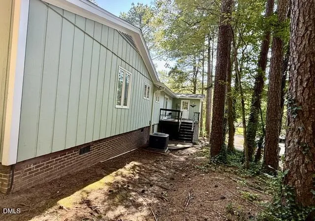 Photo 4 of Single family home for sale at 110 Honeysuckle Ln, Durham, NC 27703 | MLS# 10189457 | Listing updated on 2026-09-17