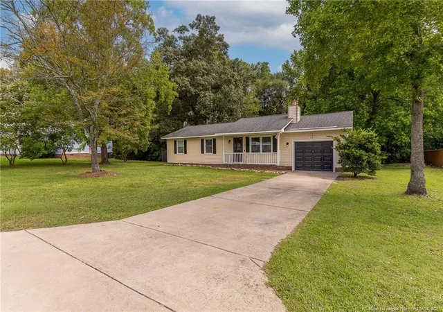Photo 3 of Sale Pending at 945 Kennesaw Dr, Fayetteville, NC 28314 | MLS# 768473 | Listing updated on 2026-09-01