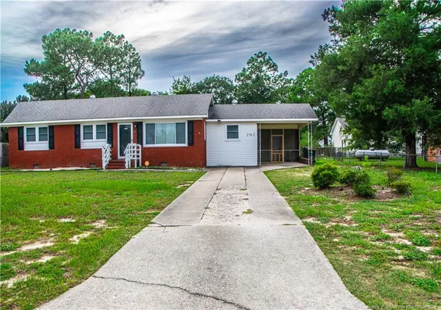 Photo 1 of Single family home for sale at 5762 Dove Dr, Hope Mills, NC 28348 | MLS# 768540 | Listing updated on 2026-08-31