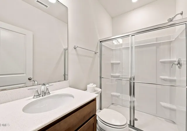 Photo 4 of Single family home for sale at 801 Emmer St, Rolesville, NC 27571 | MLS# 10189522 | Listing updated on 2026-09-06
