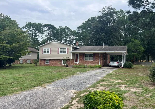 Photo 1 of Single family home for sale at 829 Eugene St, Fayetteville, NC 28306 | MLS# 768508 | Listing updated on 2026-10-01