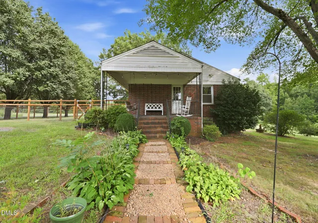 Photo 2 of Single family home for sale at 216 Underwood Rd, Elon, NC 27244 | MLS# 10189580 | Listing updated on 2026-09-04