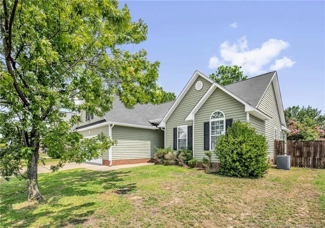 Photo 4 of Single family home for sale at 3105 Totley Dr, Fayetteville, NC 28306 | MLS# 768248 | Listing updated on 2026-09-21