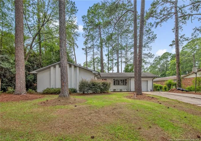 Photo 3 of Single family home for sale at 3315 Jura Dr, Fayetteville, NC 28303 | MLS# 768556 | Listing updated on 2026-09-17
