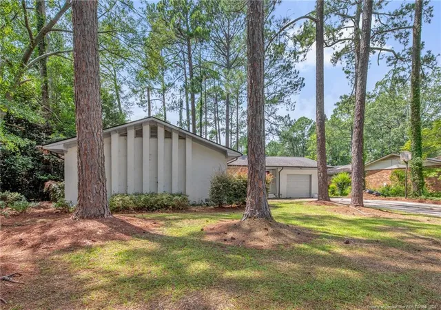 Photo 3 of Single family home for sale at 3315 Jura Dr, Fayetteville, NC 28303 | MLS# 768556 | Listing updated on 2026-09-17