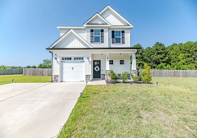 Photo 4 of Sale Pending at 199 Westpark Ln, Sanford, NC 27332 | MLS# 768558 | Listing updated on 2026-09-23