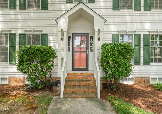 Photo 2 of Single family home for sale at 4024 Berini Dr, Durham, NC 27705 | MLS# 10189604 | Listing updated on 2026-08-30