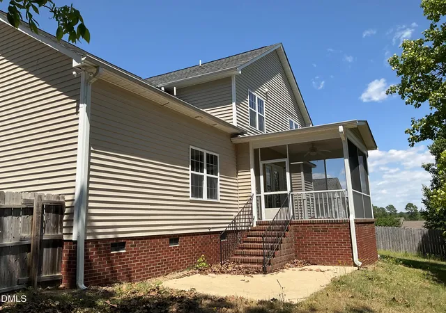 Photo 3 of Sale Pending at 255 Hester Pl, Cameron, NC 28326 | MLS# 10189588 | Listing updated on 2026-09-18