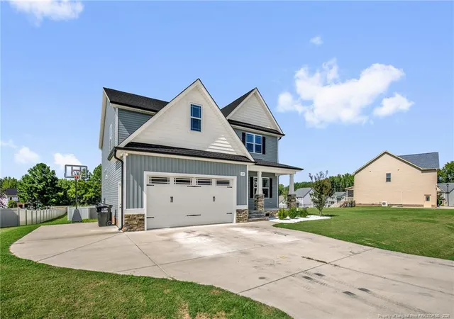 Photo 3 of Single family home for sale at 105 Hampshire Cts, Four Oaks, NC 27524 | MLS# 768552 | Listing updated on 2026-09-20