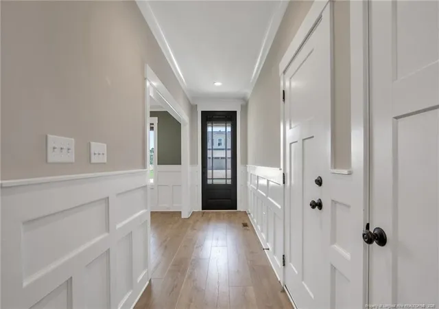 Photo 4 of Single family home for sale at 105 Hampshire Cts, Four Oaks, NC 27524 | MLS# 768552 | Listing updated on 2026-09-20