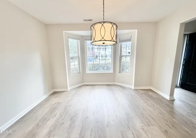 Photo 4 of Sale Pending at 142 Callan Park Ln, Cary, NC 27511 | MLS# 10189618 | Listing updated on 2026-09-06