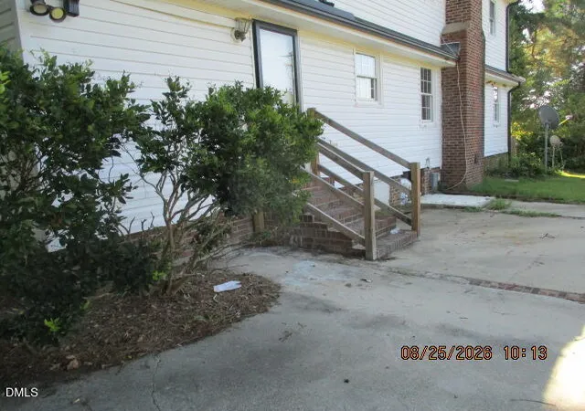 Photo 3 of Single family home for sale at 900 Mashie Ln, Rocky Mount, NC 27804 | MLS# 10189622 | Listing updated on 2026-08-30