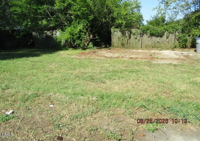 Photo 3 of Single family home for sale at 900 Mashie Ln, Rocky Mount, NC 27804 | MLS# 10189622 | Listing updated on 2026-08-30