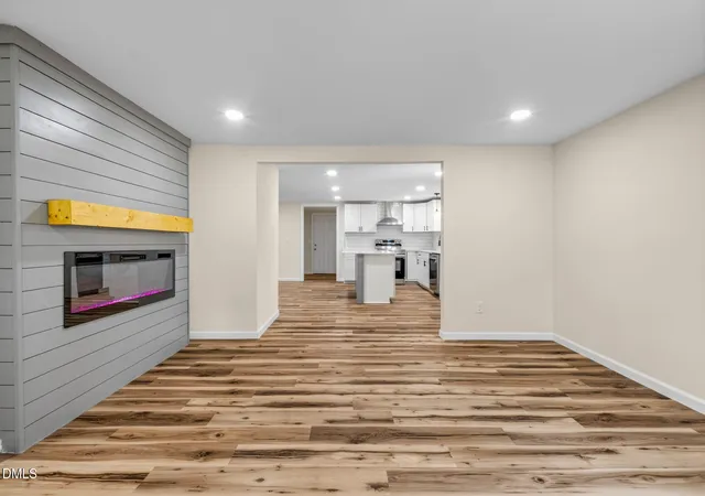 Photo 3 of Single family home for sale at 107 W Underwood Ave, Smithfield, NC 27577 | MLS# 10189825 | Listing updated on 2026-09-04