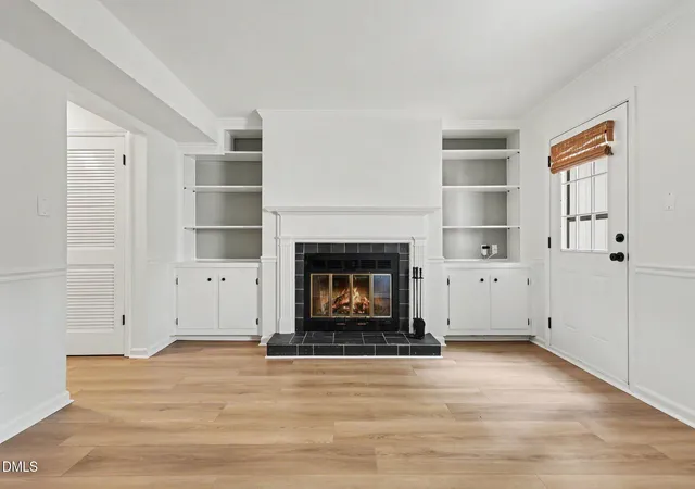 Listing Photo 4 - Condo for sale in building located at 6561 New Market Wy, Raleigh, NC 27615
