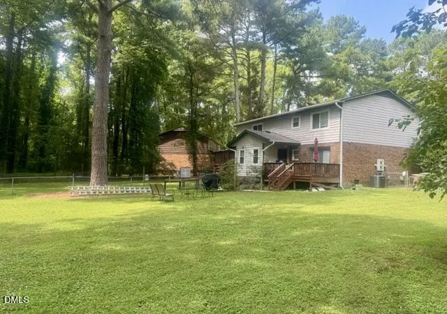 Listing Photo 4 - Condo for sale in building located at 133 Rainbow Ct, Cary, NC 27511