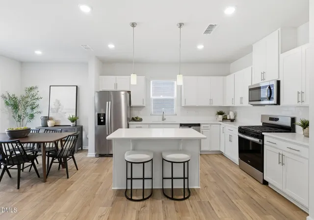 Photo 4 of Single family home for sale at 1122 Sawmill Grv Dr, Durham, NC 27704 | MLS# 10189696 | Listing updated on 2026-08-31
