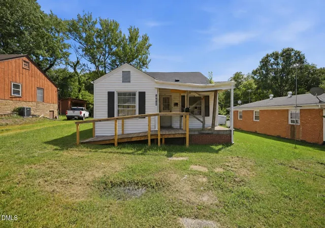 Photo 1 of Sale Pending at 1715 Marion St, Greensboro, NC 27403 | MLS# 10189722 | Listing updated on 2026-09-02