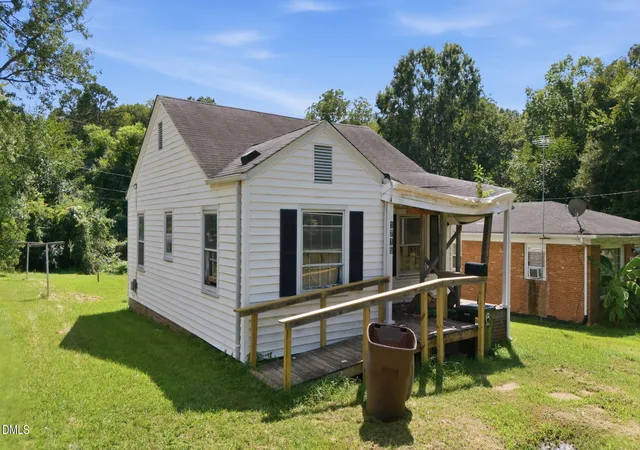 Photo 2 of Sale Pending at 1715 Marion St, Greensboro, NC 27403 | MLS# 10189722 | Listing updated on 2026-09-02