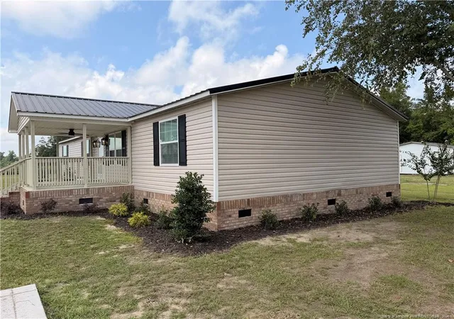 Photo 3 of Manufactured home for sale at 272 Timber Path Rd, Fairmont, NC 28340 | MLS# 766461 | Listing updated on 2026-08-31