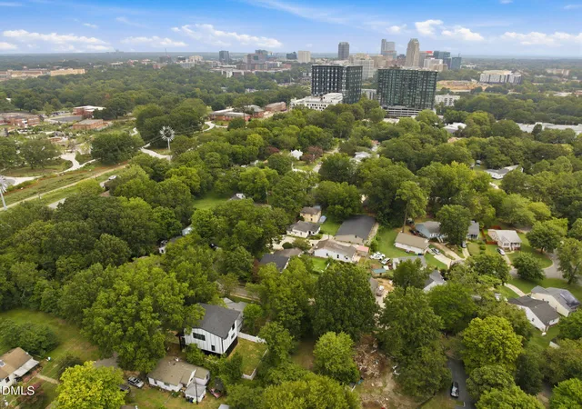 Photo 4 of Single family home for sale at 1437 Curfman St, Raleigh, NC 27603 | MLS# 10189824 | Listing updated on 2026-09-01