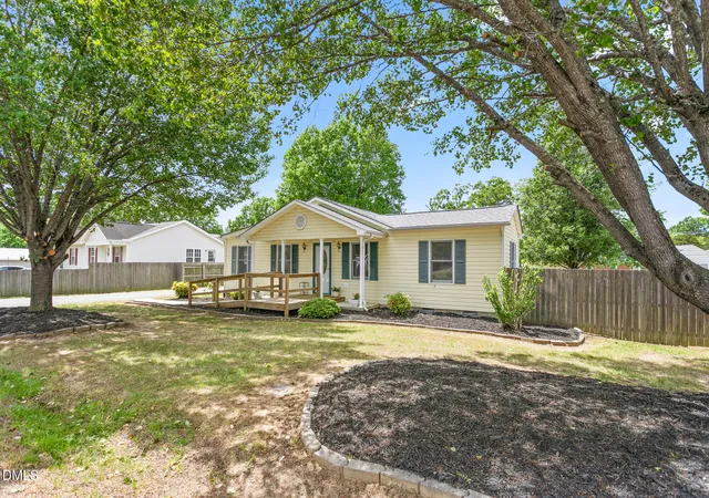Photo 3 of Sale Pending at 610 Larry Ave, Graham, NC 27253 | MLS# 10189750 | Listing updated on 2026-09-11