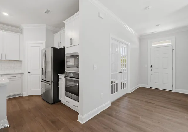 Photo 3 of Single family home for sale at 221 Sweet Honey Ln, Knightdale, NC 27545 | MLS# 10189780 | Listing updated on 2026-09-14