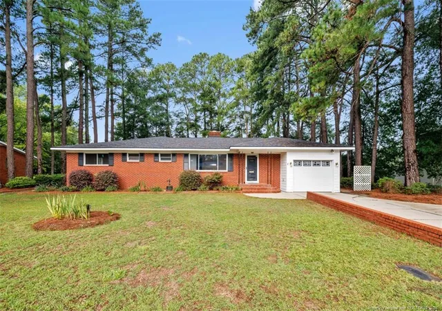 Photo 2 of Single family home for sale at 906 Emeline Ave, Fayetteville, NC 28303 | MLS# 768526 | Listing updated on 2026-08-31