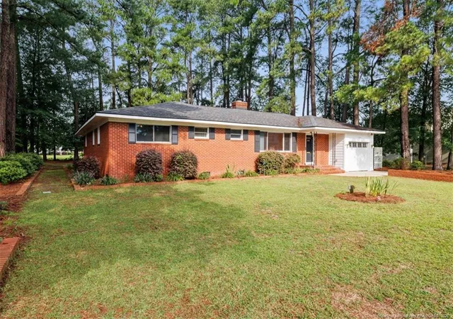 Photo 3 of Single family home for sale at 906 Emeline Ave, Fayetteville, NC 28303 | MLS# 768526 | Listing updated on 2026-08-31