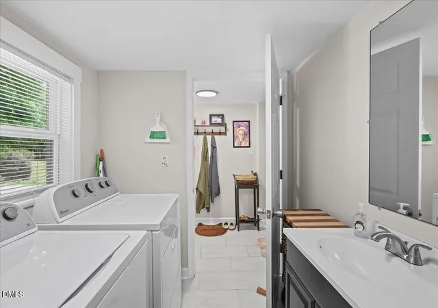 Listing Photo 2 - Condo for sale in building located at 3241 Rowena Ave, Durham, NC 27703 - Unit #