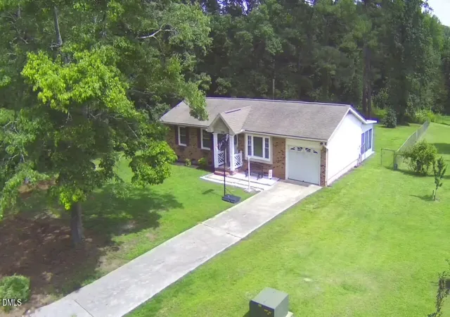 Photo 2 of Single family home for sale at 225 Ln Of Sir Kay, Garner, NC 27529 | MLS# 10189837 | Listing updated on 2026-09-01