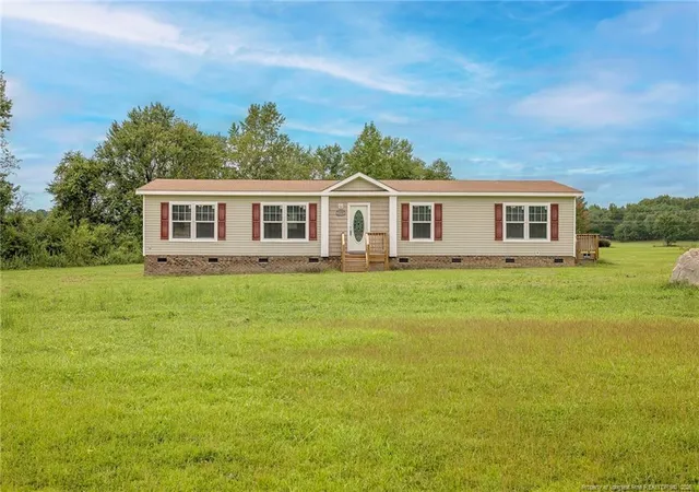 Photo 1 of Manufactured home for sale at 1039 Edgewater Dr, Raeford, NC 28376 | MLS# 768644 | Listing updated on 2026-08-31