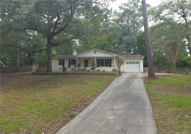 Photo 3 of Single family home for sale at 705 Shadowlawn Dr, Fayetteville, NC 28303 | MLS# 768623 | Listing updated on 2026-09-14